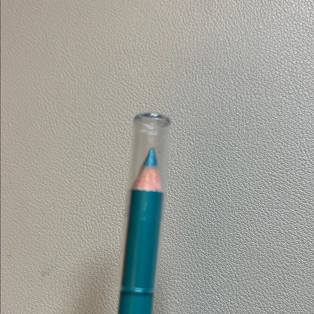 LA Colors Turquoise Eyeliner Pencil